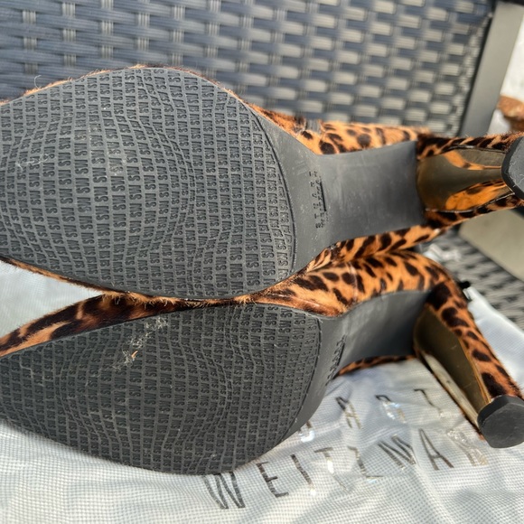 STUART WEITSMAN BOOTIES SIZE 8 1/2 - Picture 10 of 14